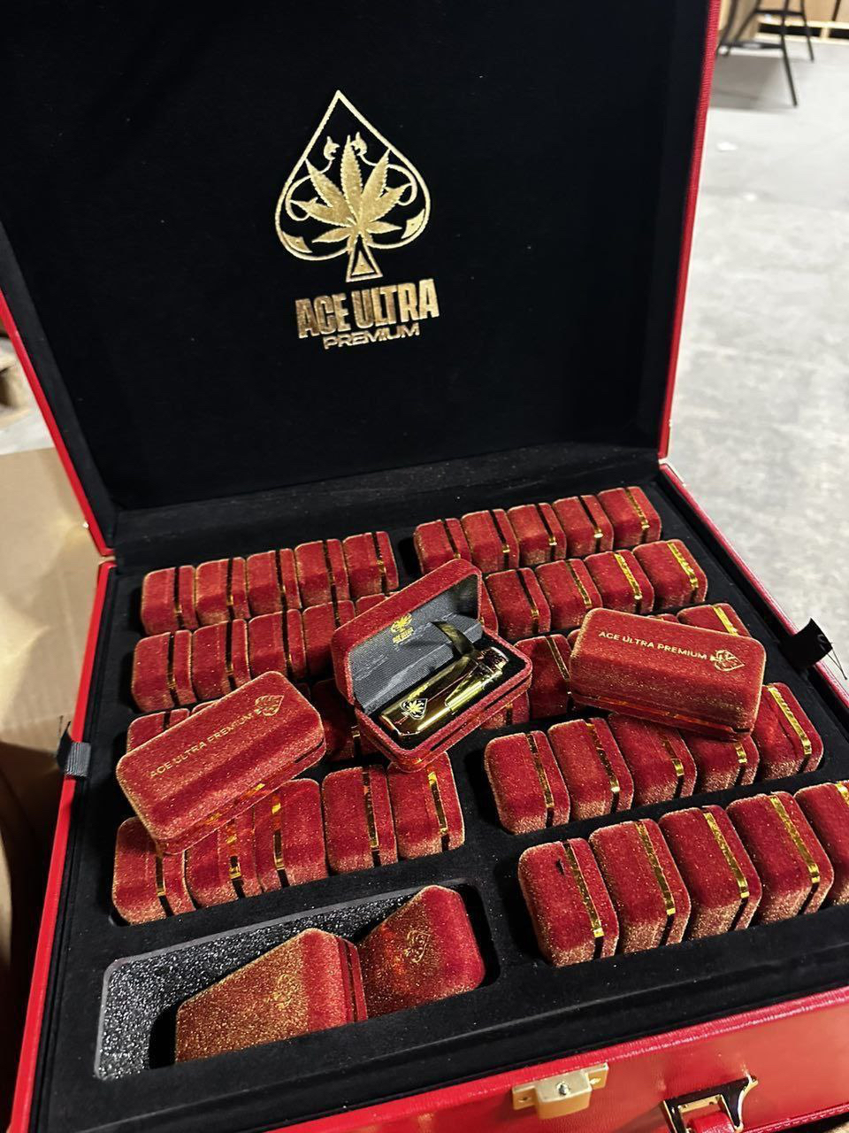 Ace Ultra Premium 2g Disposable Love Edition