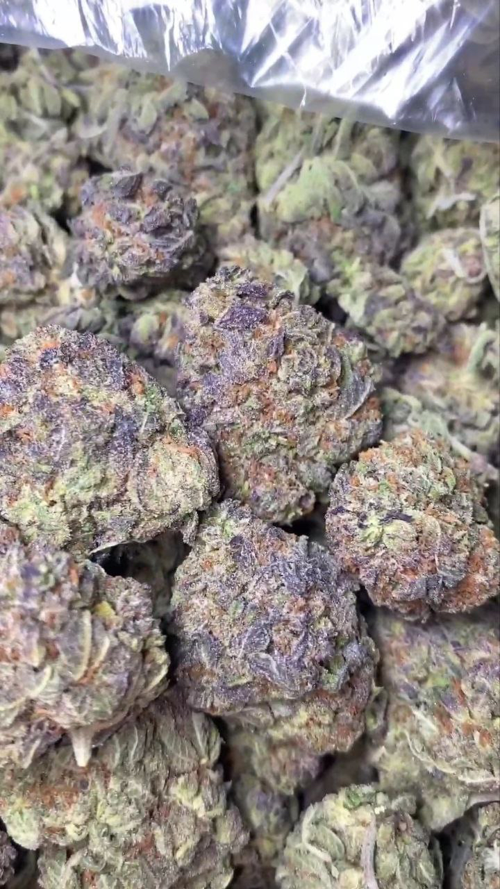 Lava Cake Strain - Image 4