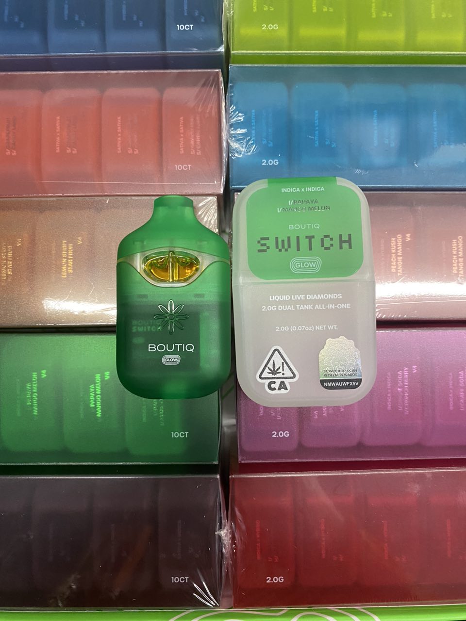 V4 BOUTIQ SWITCH GLOW 2G DISPOSABLE – LIQUID LIVE DIAMONDS - Image 4