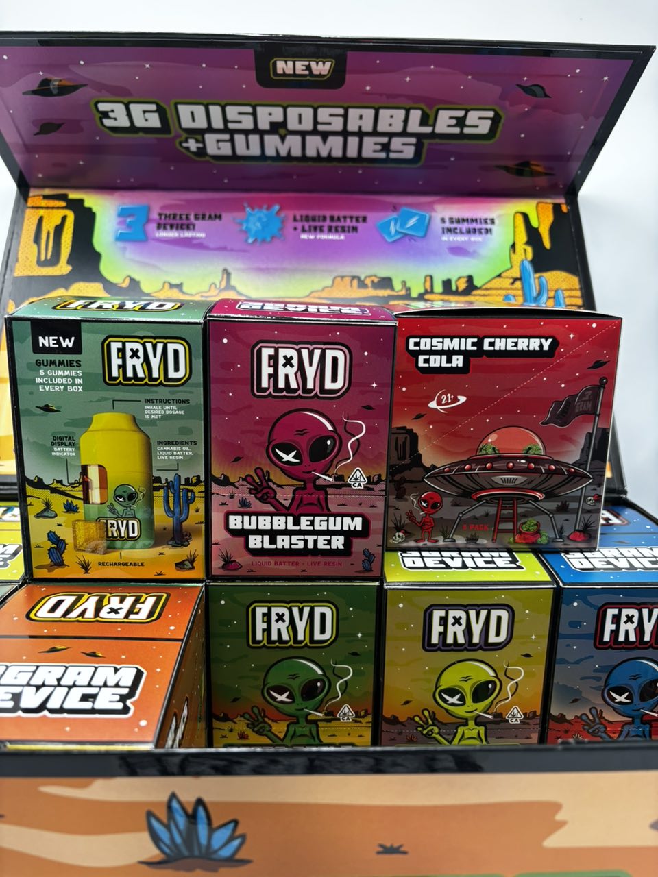 NEW FRYD 3G DISPOSABLE + GUMMIES – LIQUID BATTER + LIVE RESIN - Image 3